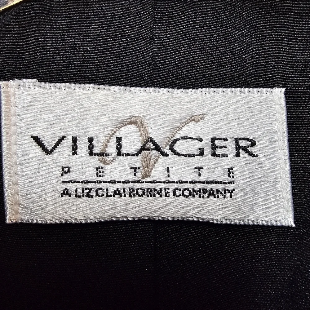 Timeless 90s Vintage Villager Plaid Jacket & Skirt Set from Mom’s Closet - Picture 8 of 14